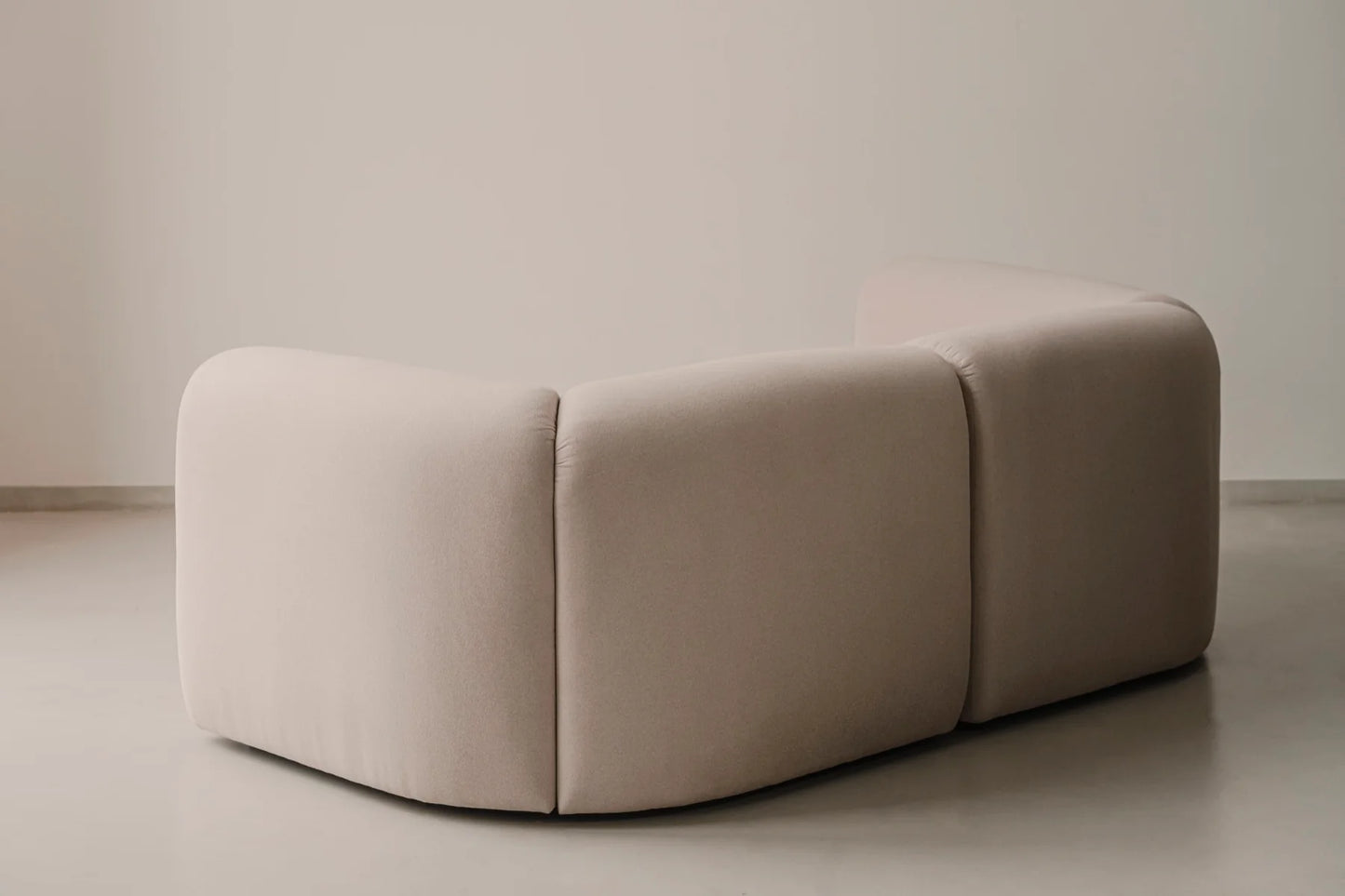 Flom Sofa 2-Seater