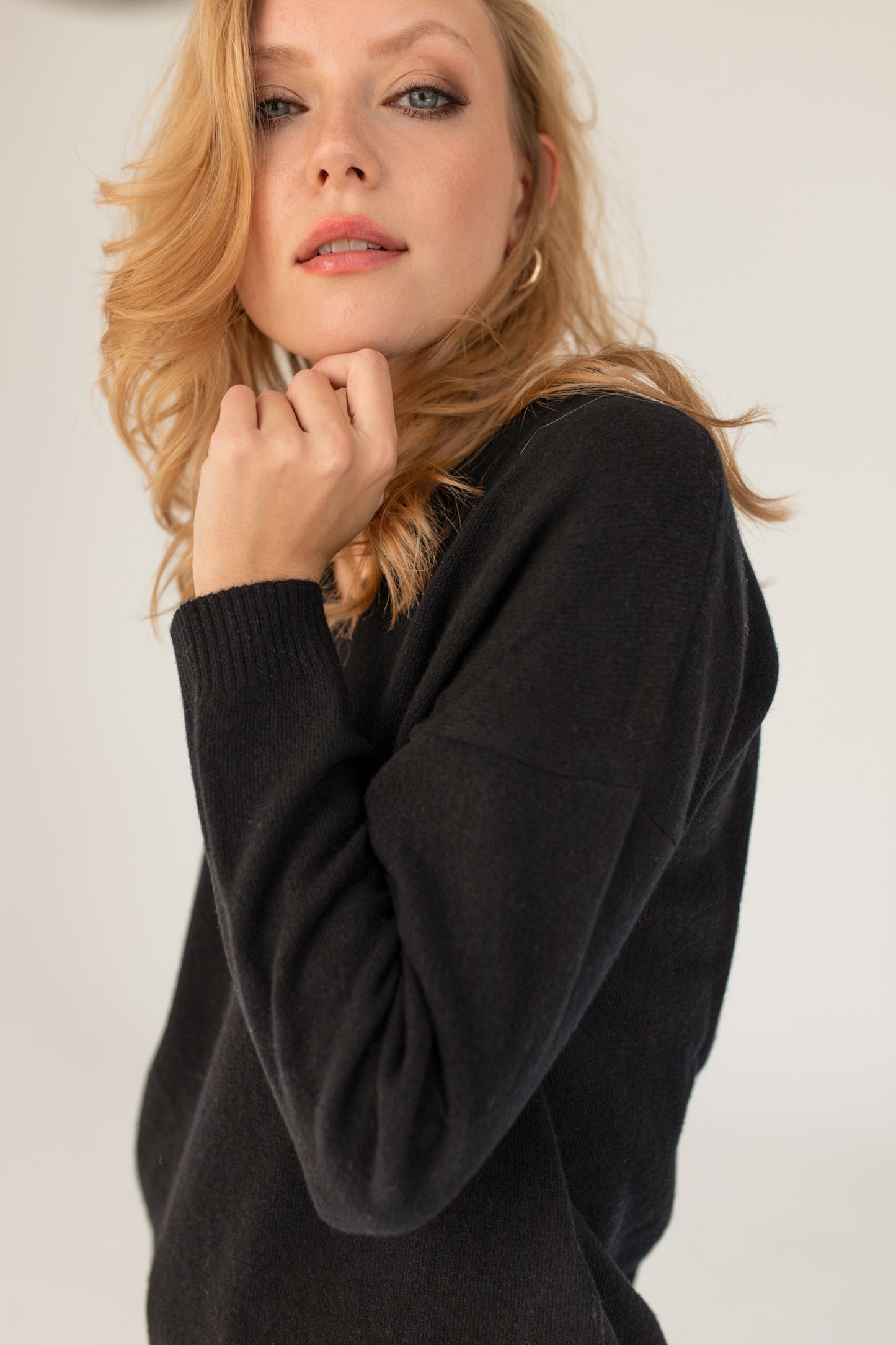 Cashmere Wool Sweater - Black