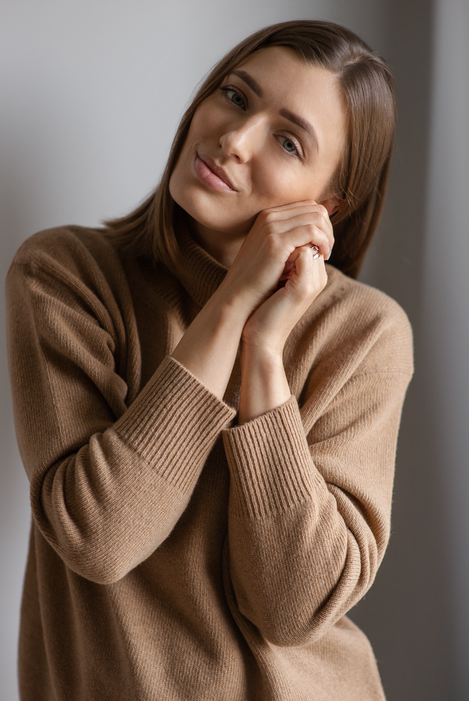 Cosy Classic Oversized Wool Turtleneck - Camel