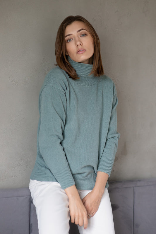 Cosy Classic Oversized Wool Turtleneck - Green