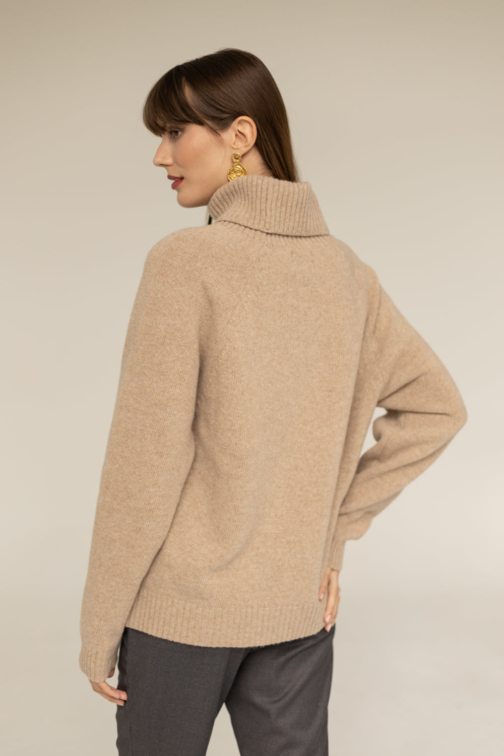 Golf Cashmere Wool Turtleneck - Beige