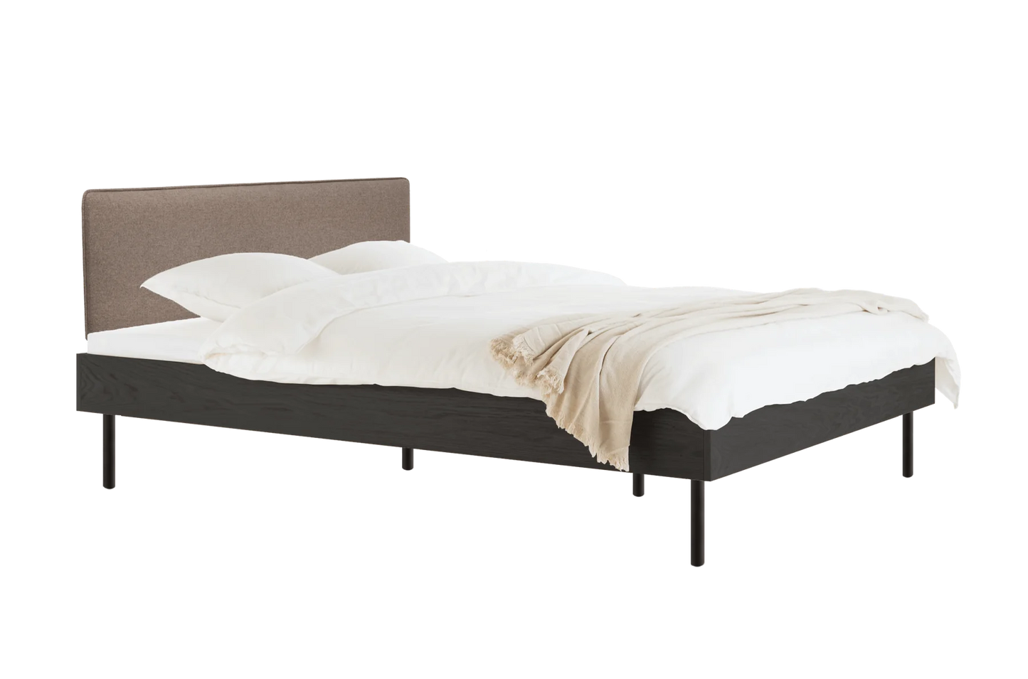 Streiko Oak Bed - Black