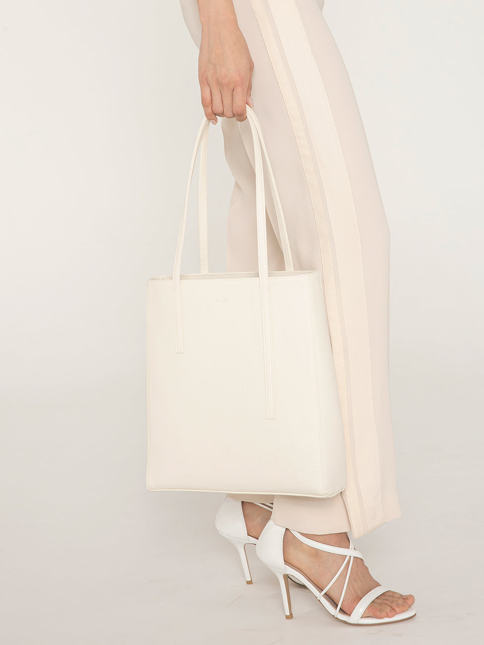 Campa Tumbler Tote Bag