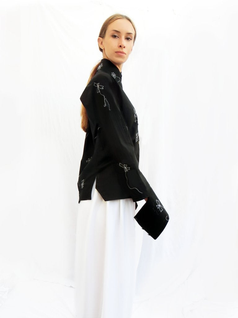 High Collar Flower Stitching Embroidered Shirt