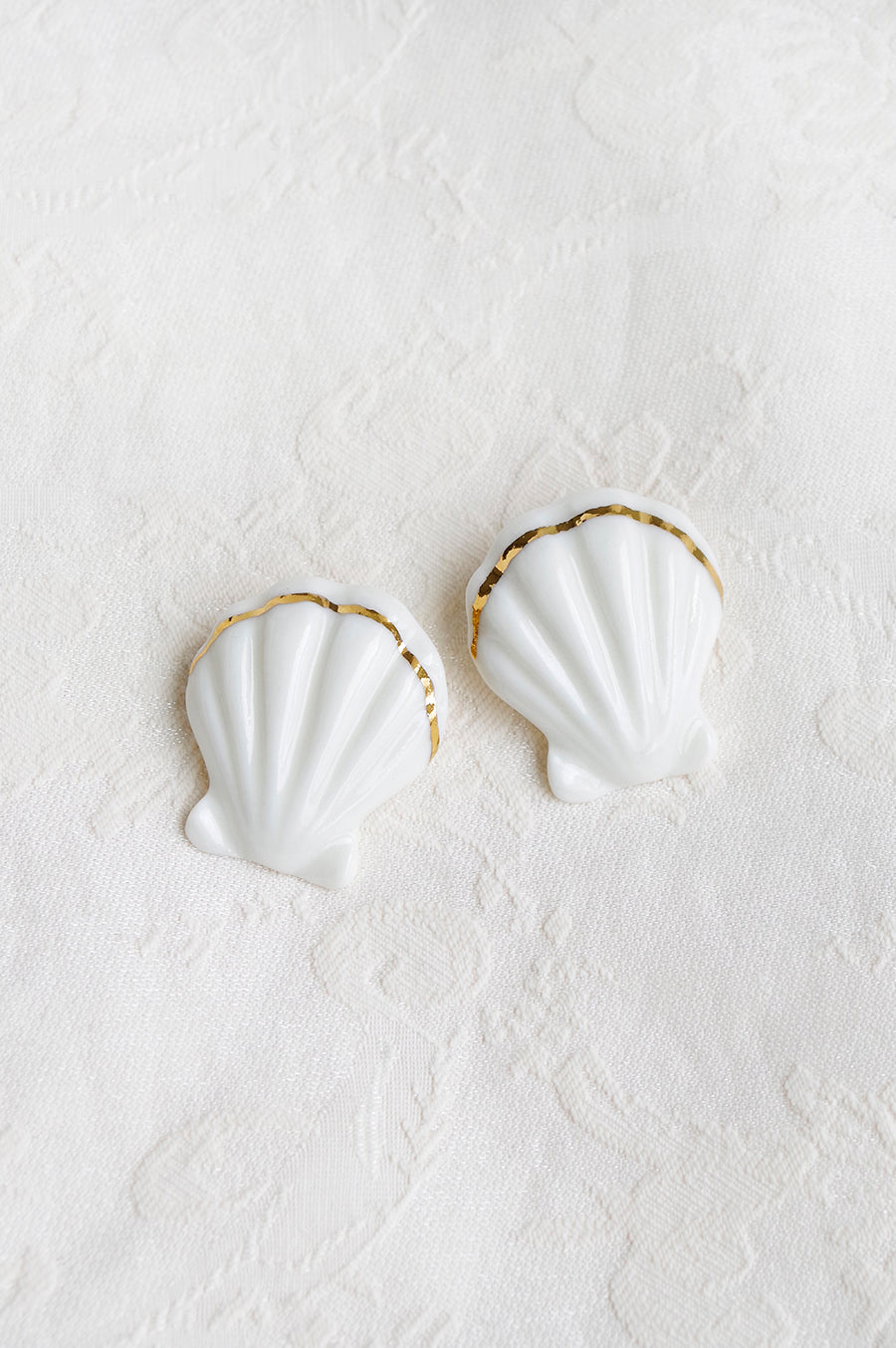 Porcelain Clam Shell Clip-On Earrings