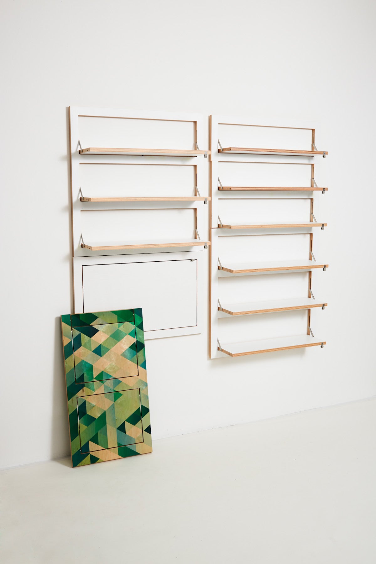 Fläpps Folding Chair – Criss Cross Green (on birch)