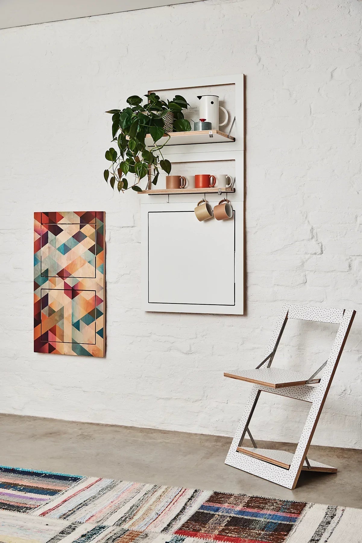 Fläpps Folding Chair – Criss Cross Green (on birch)