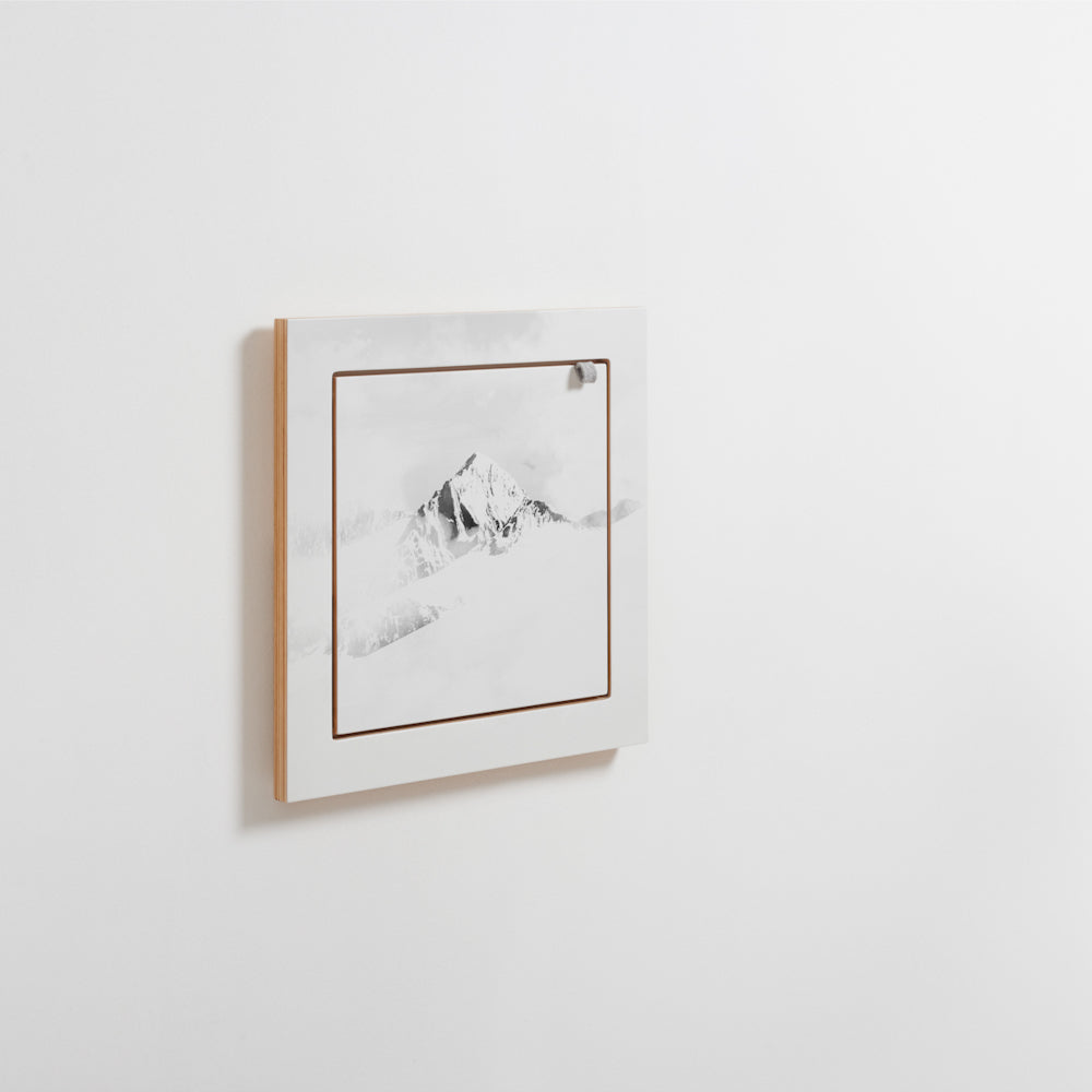 Fläpps Shelf 40×40 – Vallunaraju – Joe Mania