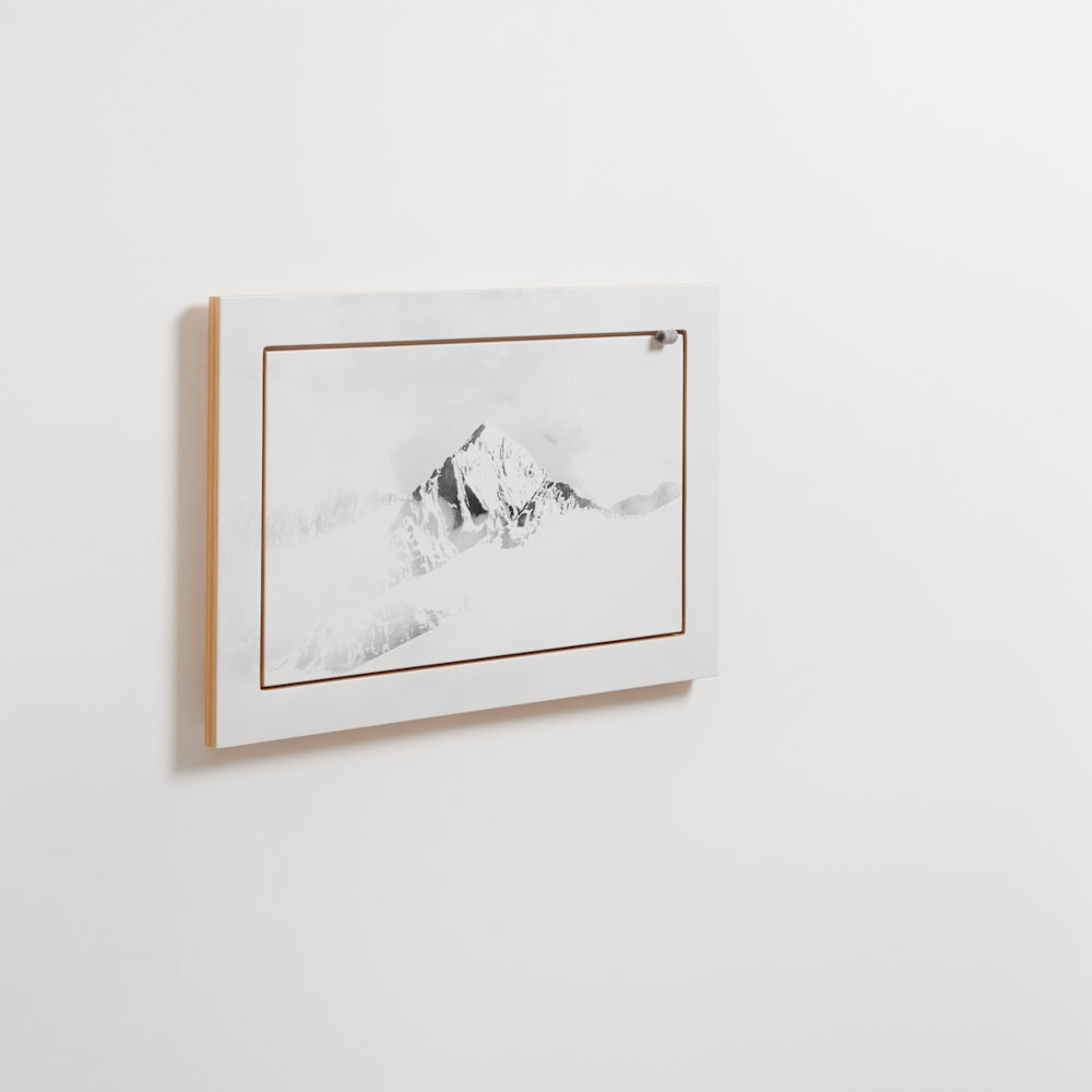 Fläpps Shelf 60×40 – Vallunaraju – Joe Mania
