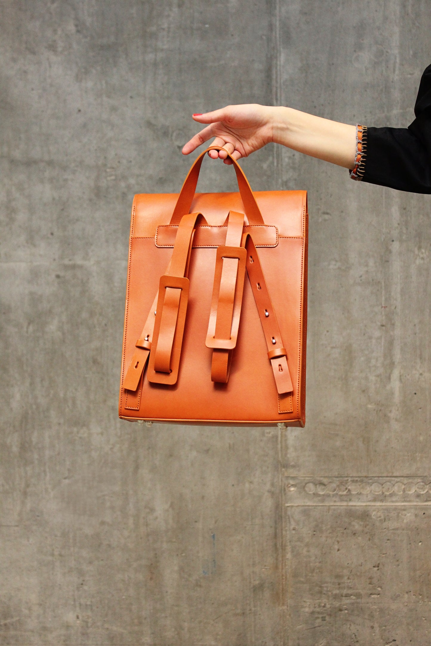 Svelte Backpack/ London Orange
