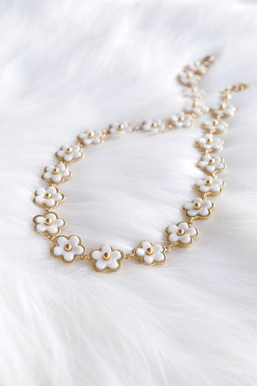 Mini Porcelain Daisy Cluster Necklace
