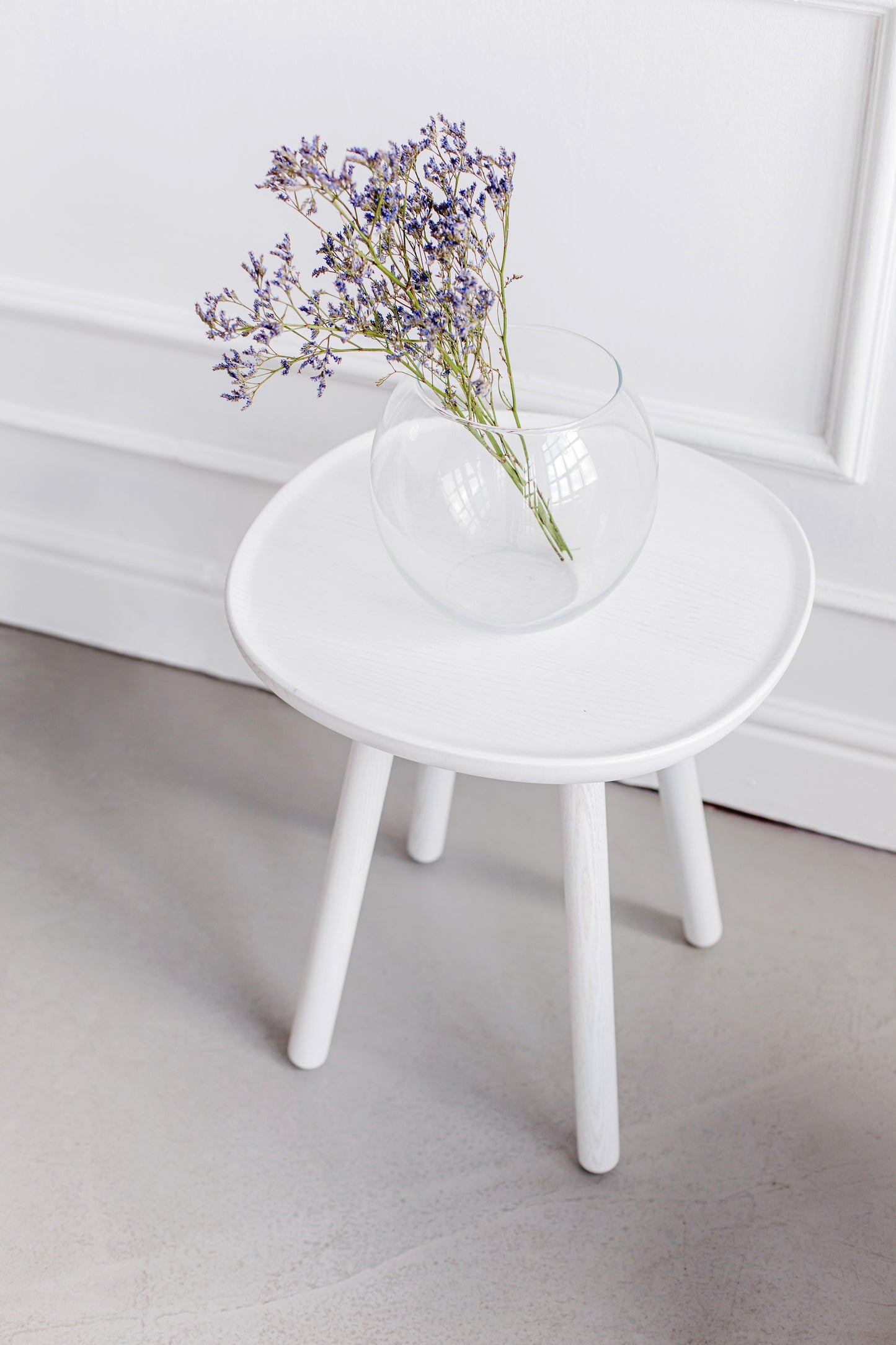 Naïve Side Table D450
