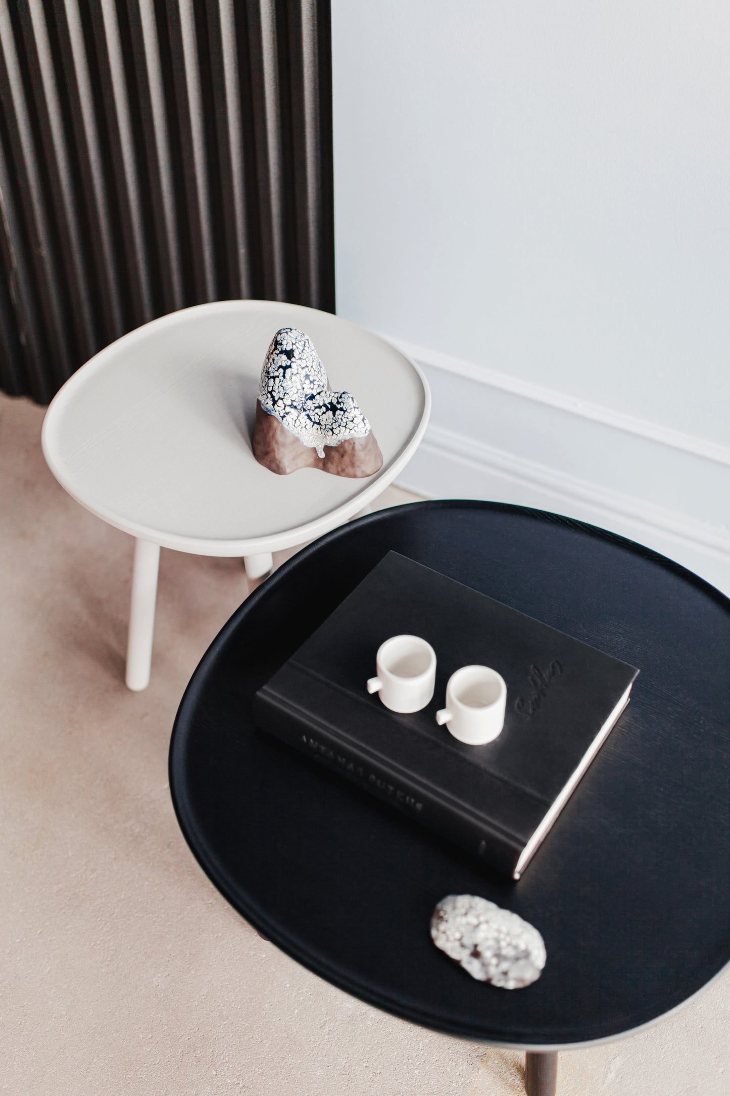 Naïve Side Table D640