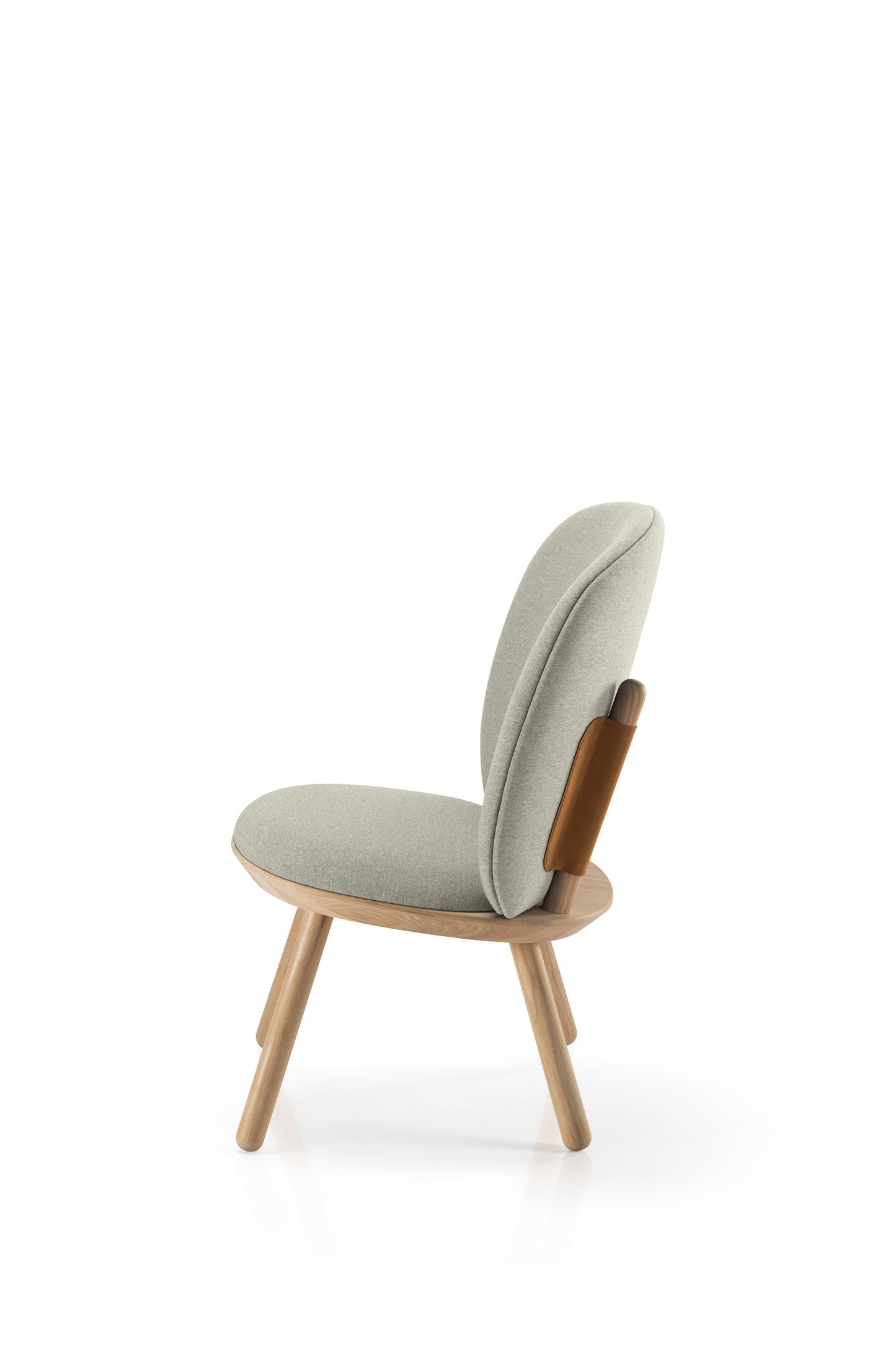 Naïve Low Chair Delius Gavi