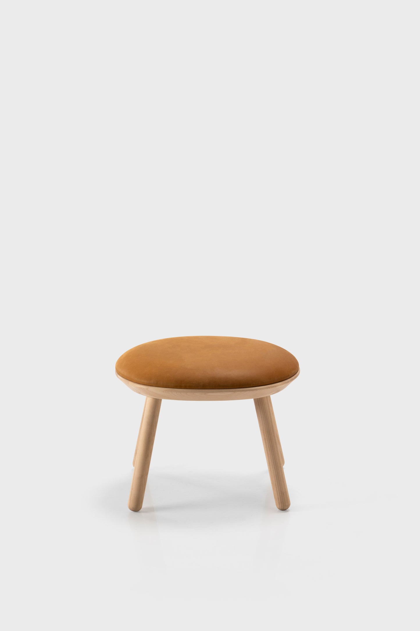 Naïve Ottoman Vintage Cognac Nevotex Leather