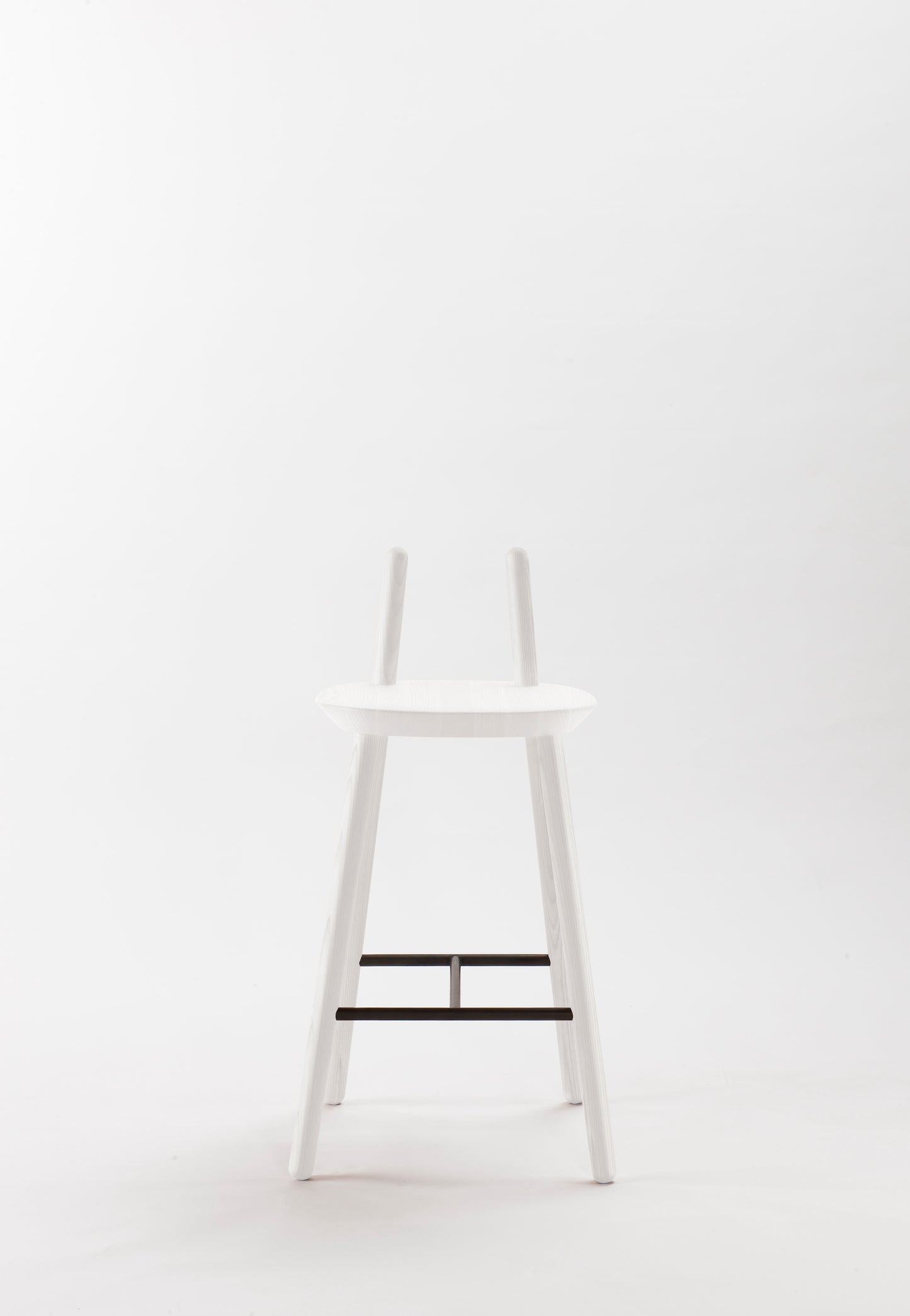 naïve-semi-bar-stool-solid-ash-white