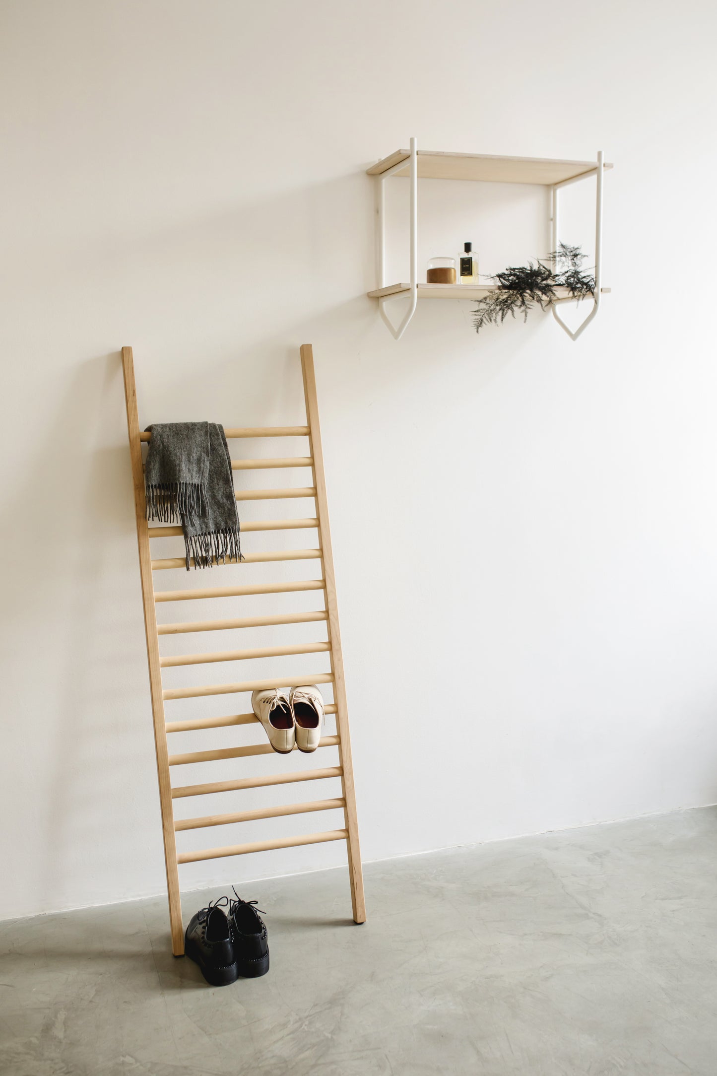 Step Up Birch Wood Shoe Rack
