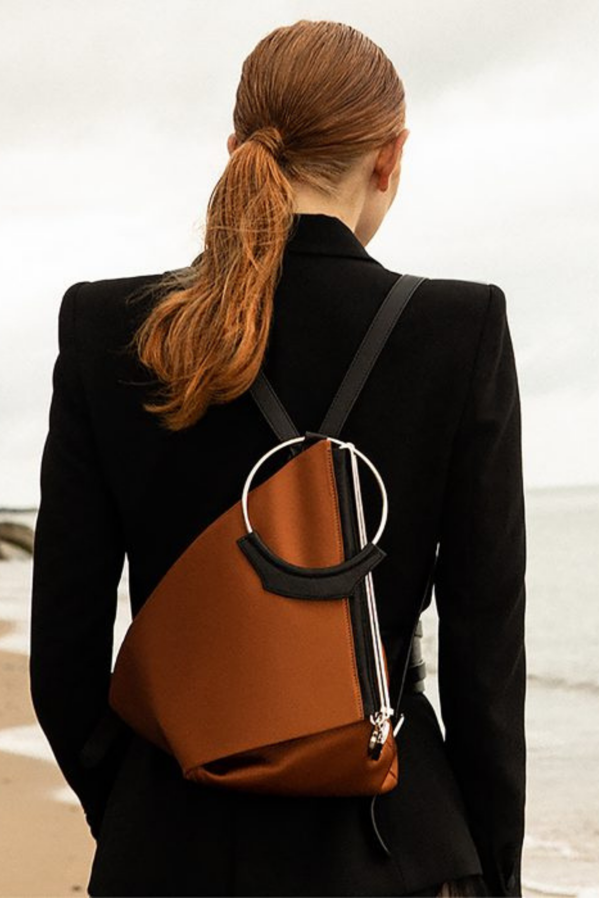 Teardrop handbag An Innovative vegan Econyl leather bag