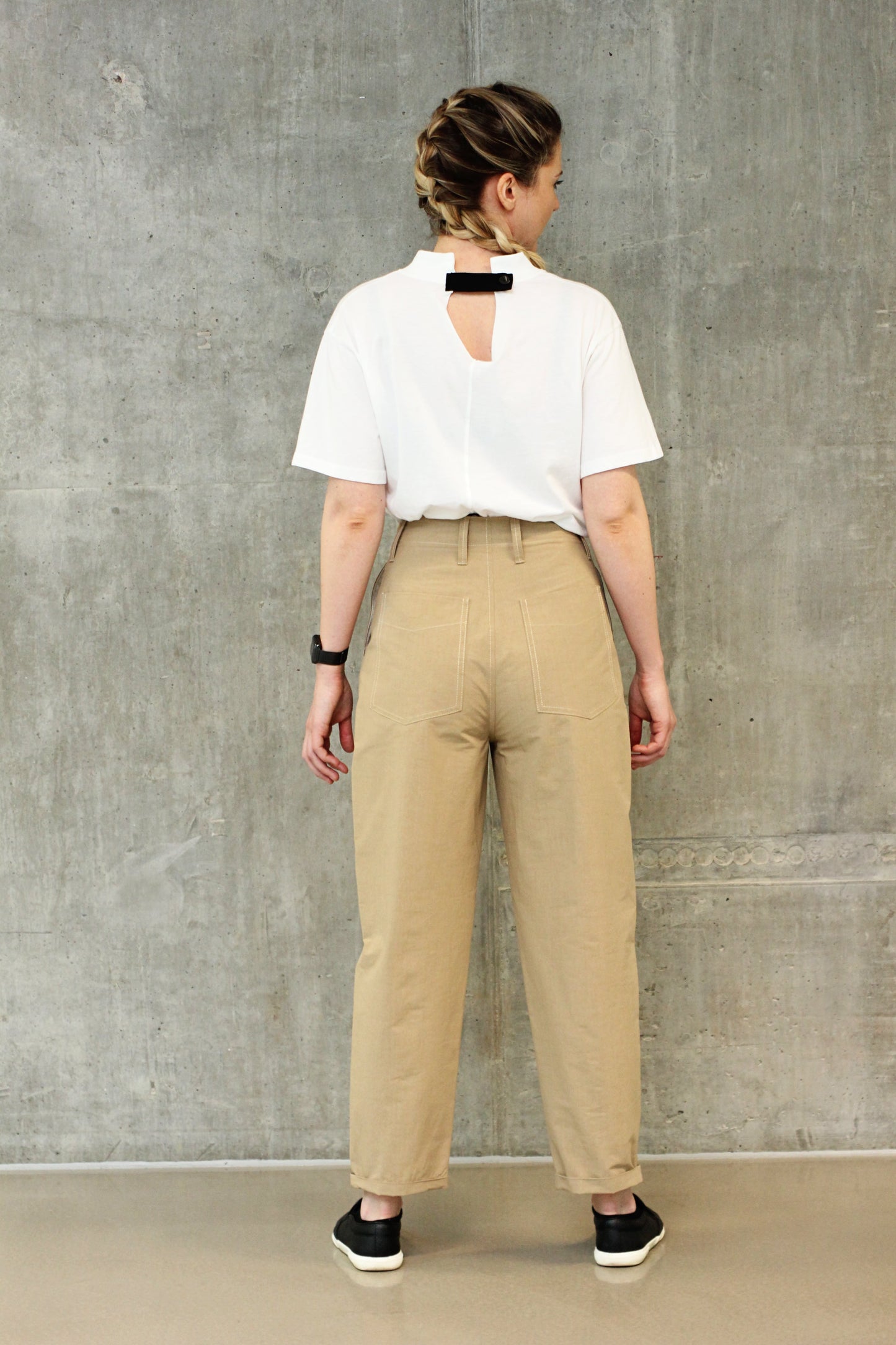 Intento Vela Loose-Fit Pants