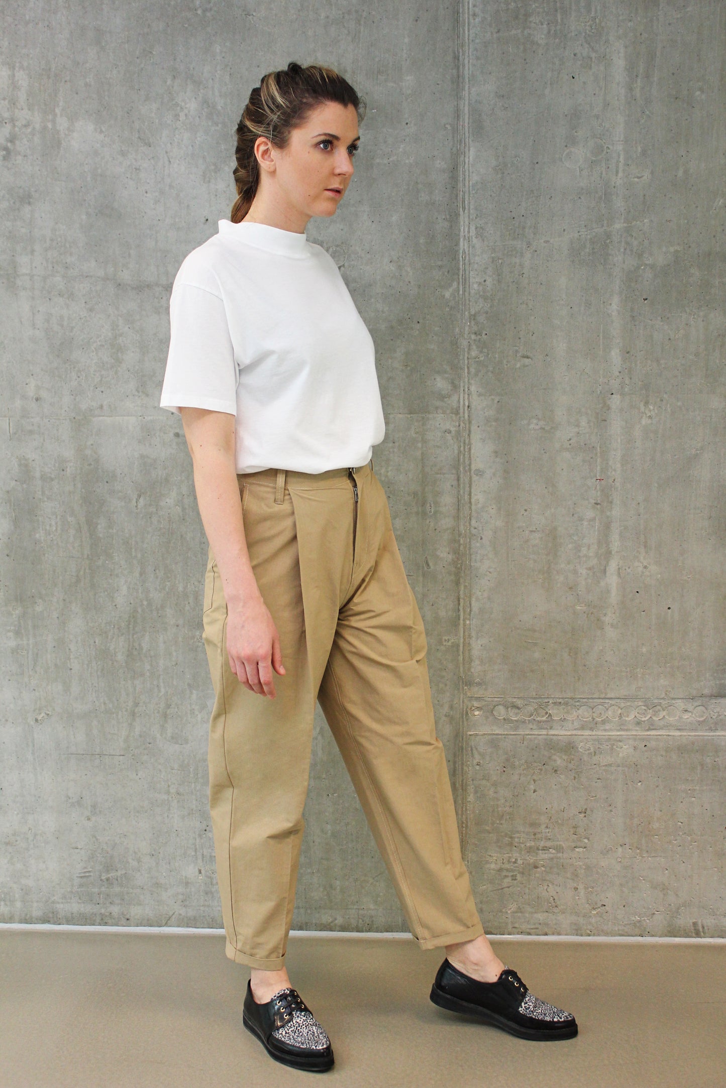 Intento Vela Loose-Fit Pants