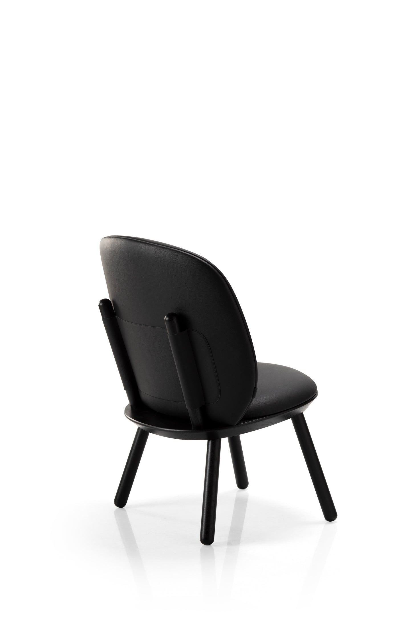 Naïve Low Chair Black Leather