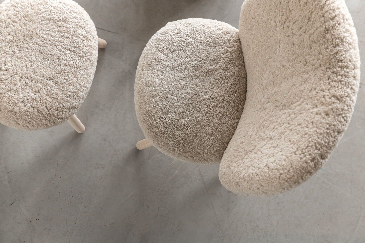 Naïve Ottoman Sheepskin