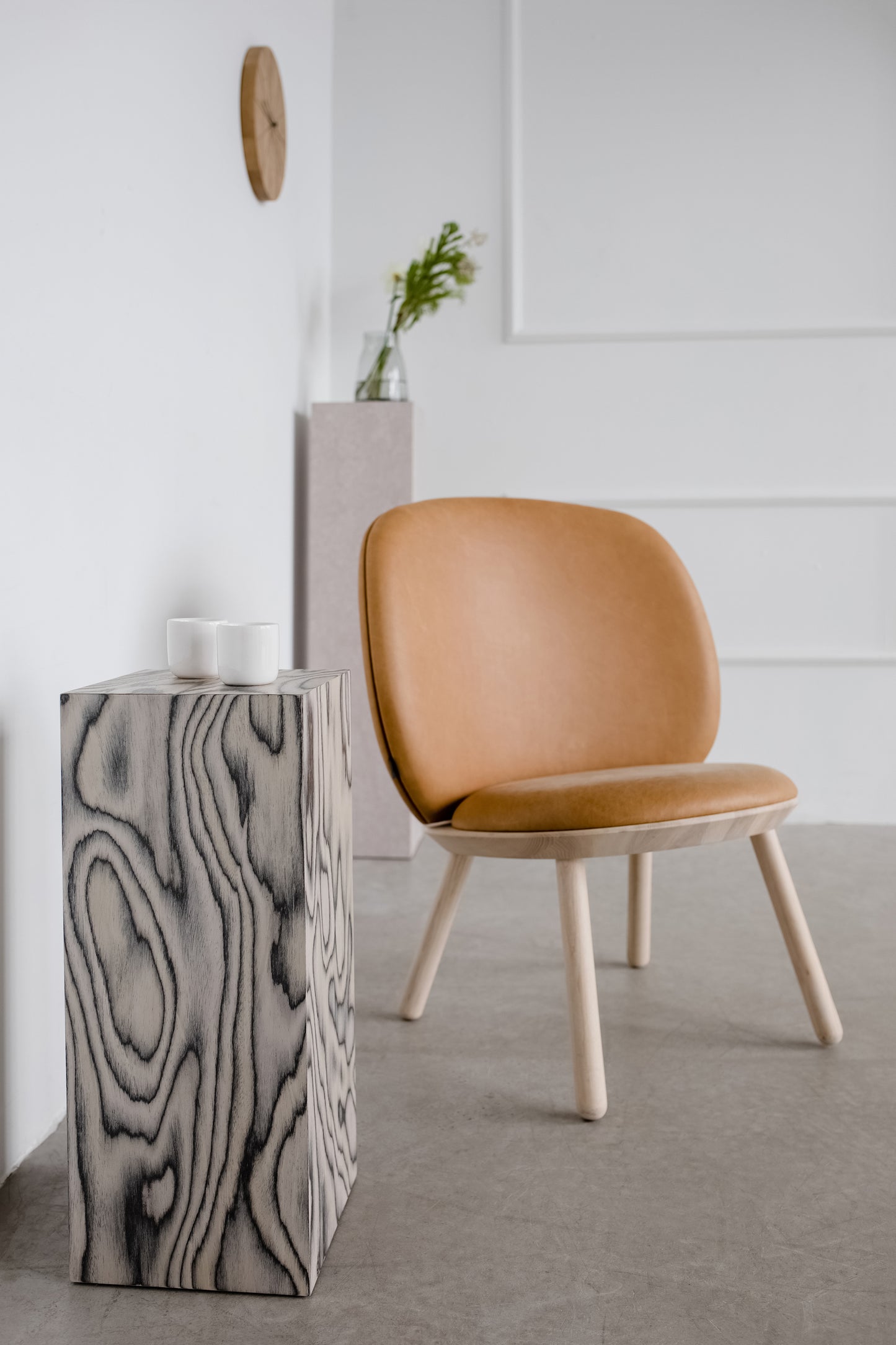 Naïve Low Chair - Hulst Dark Brown Leather
