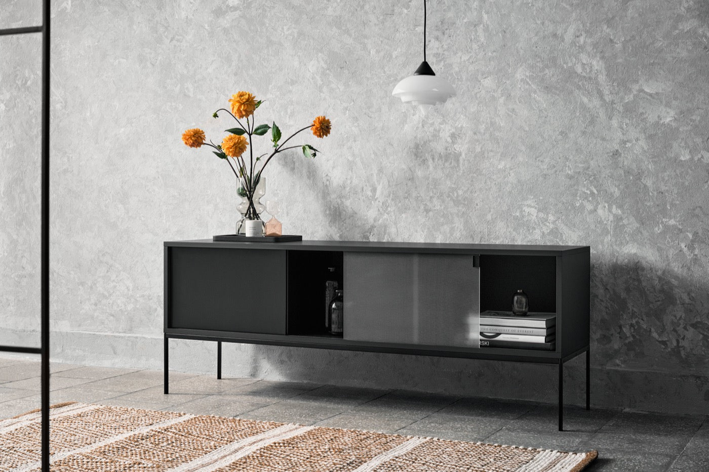Met TV Stand