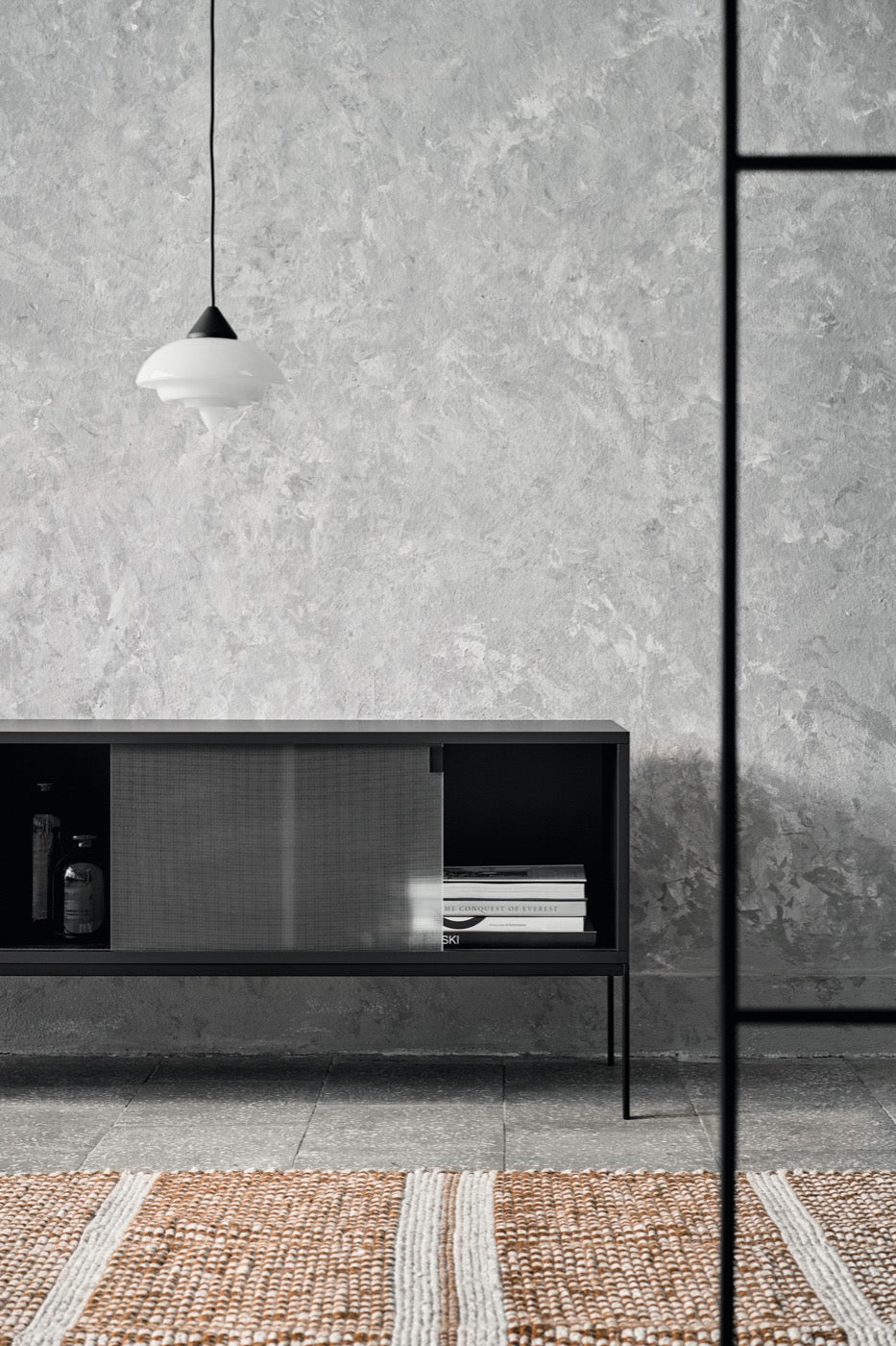 Met TV Stand