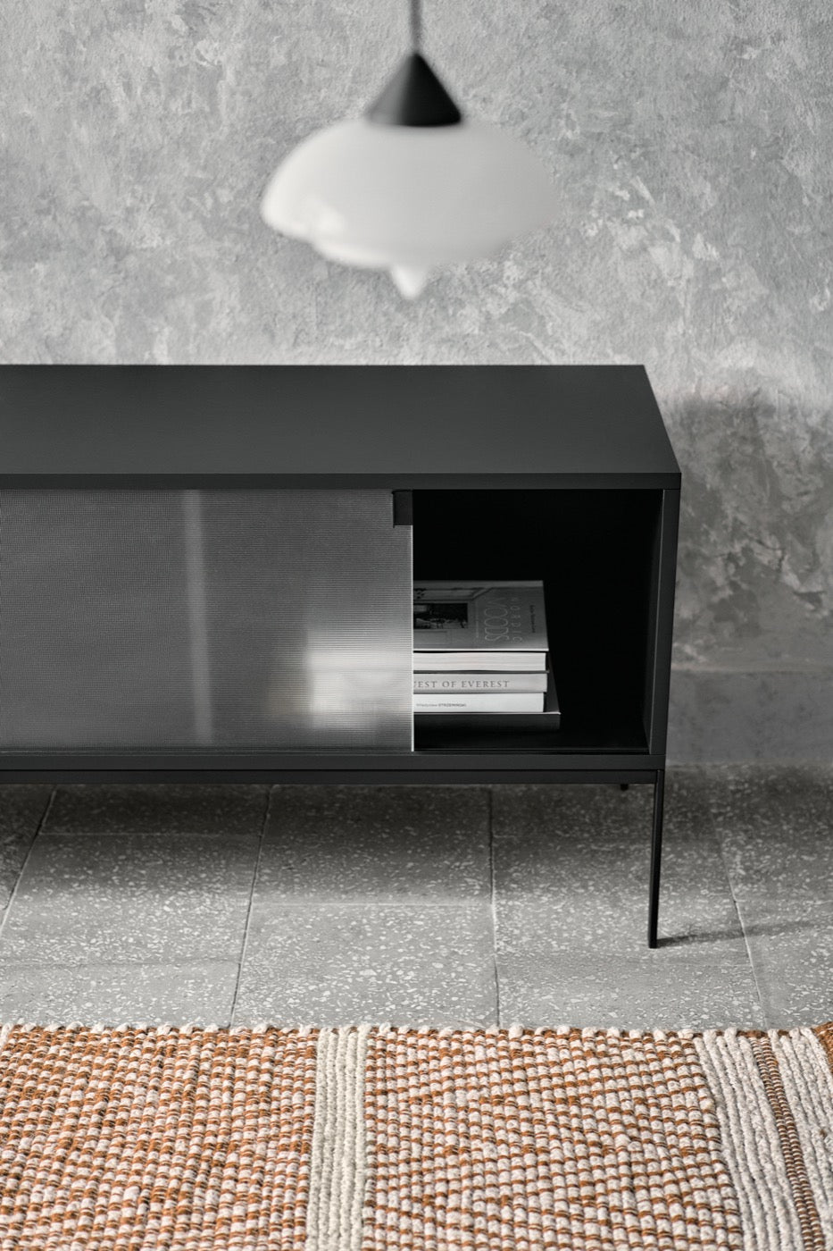 Met TV Stand