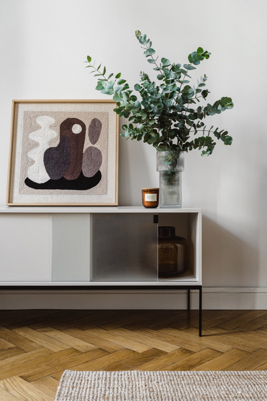 Met TV Stand