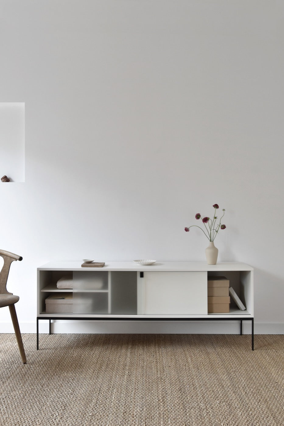 Met TV Stand