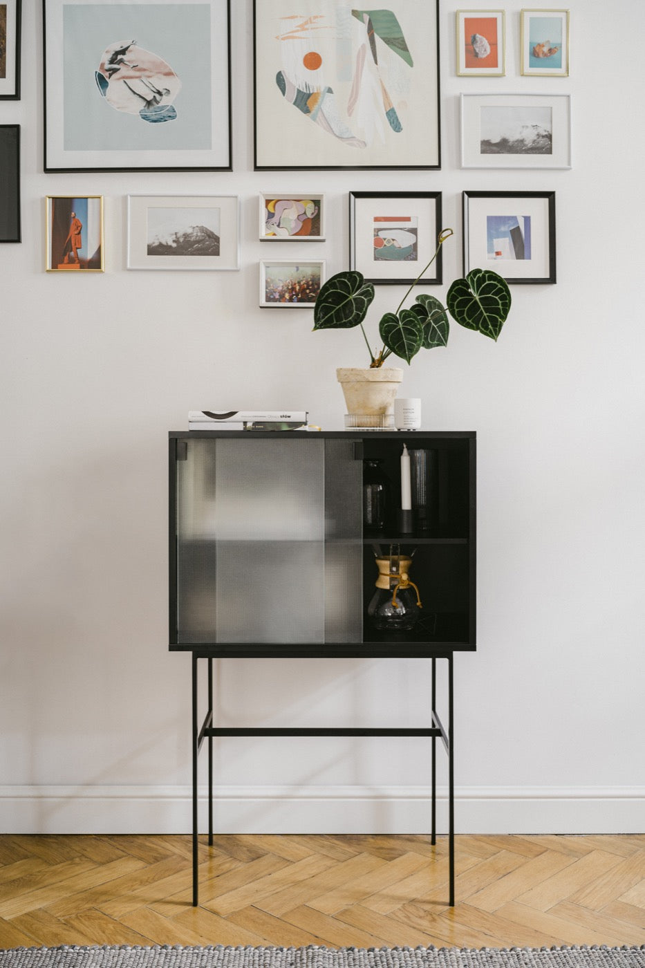 Lekko Cabinet black