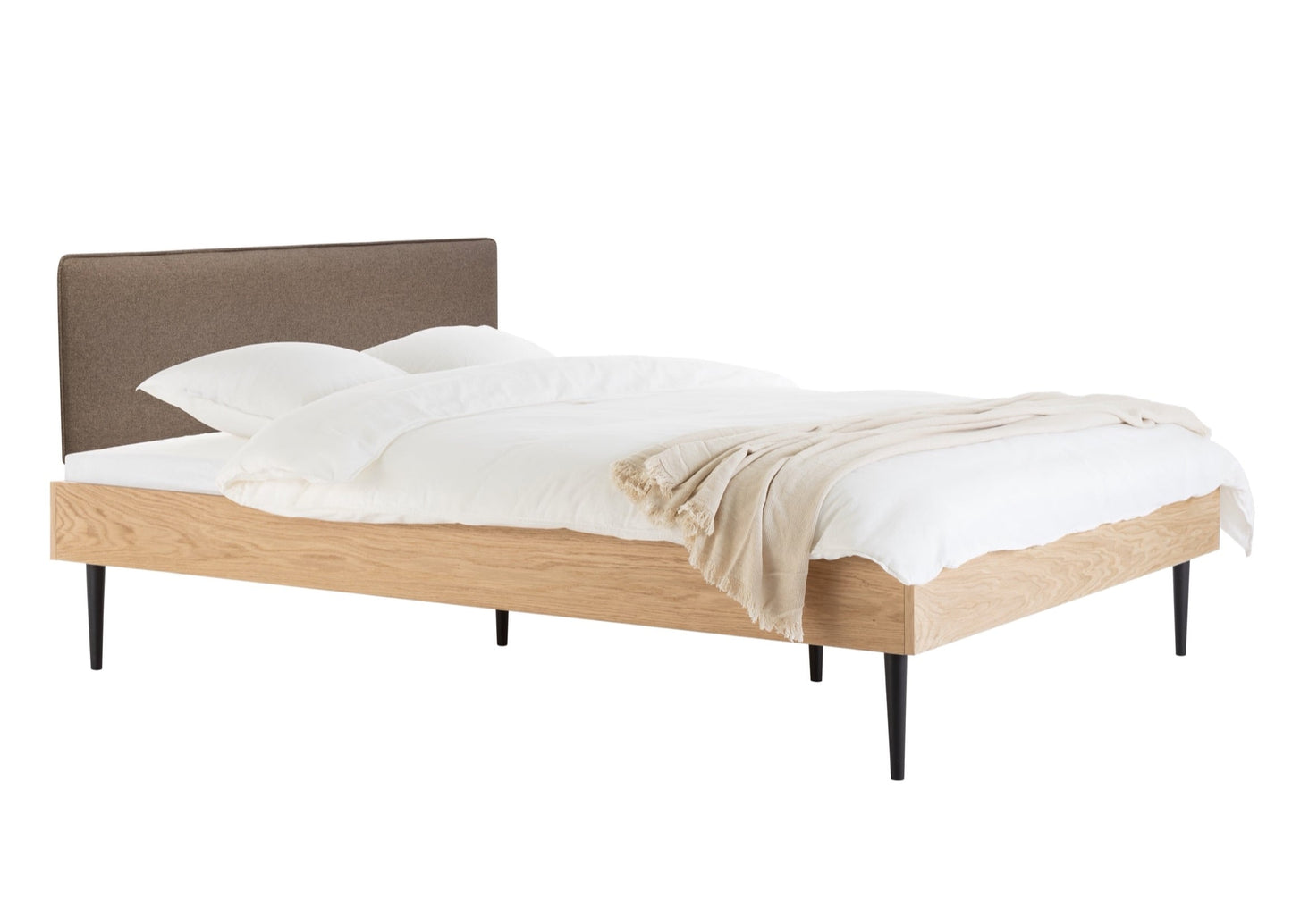 Streiko Oak Bed