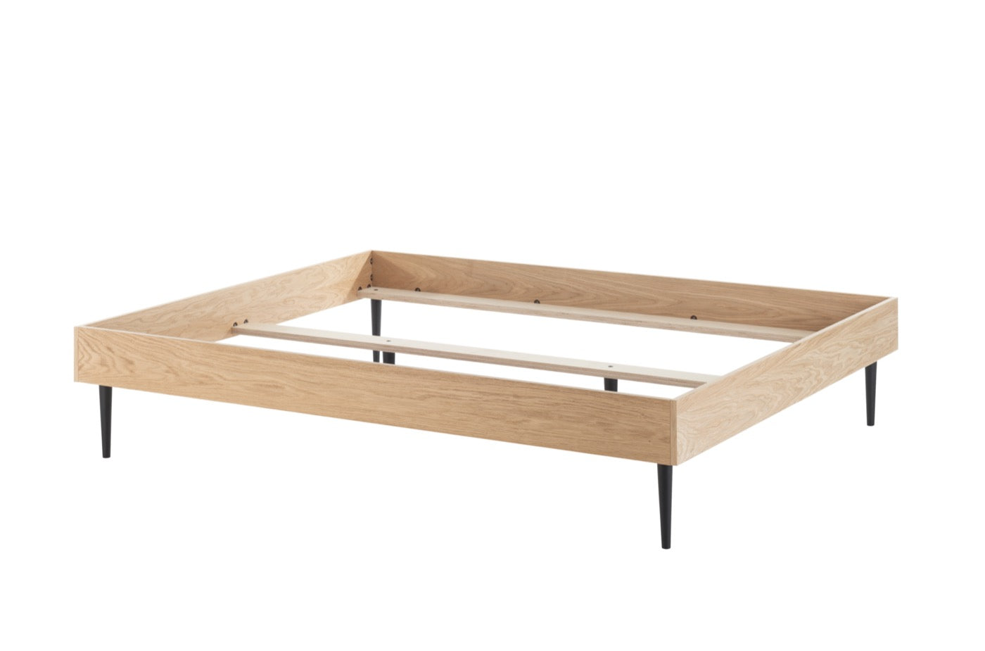 Streiko Oak Bed