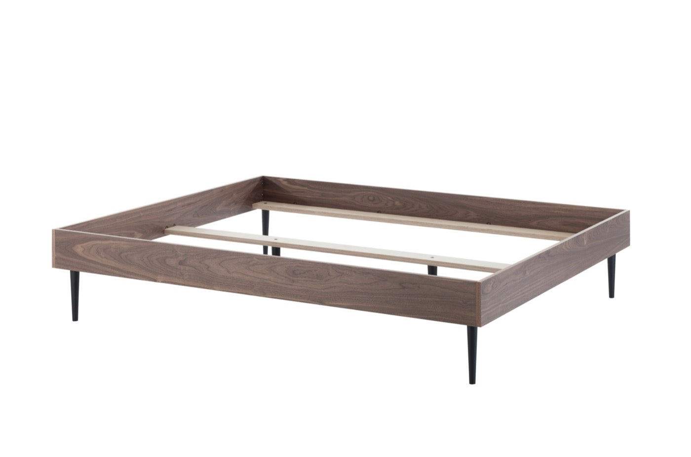 Streiko Bed Walnut