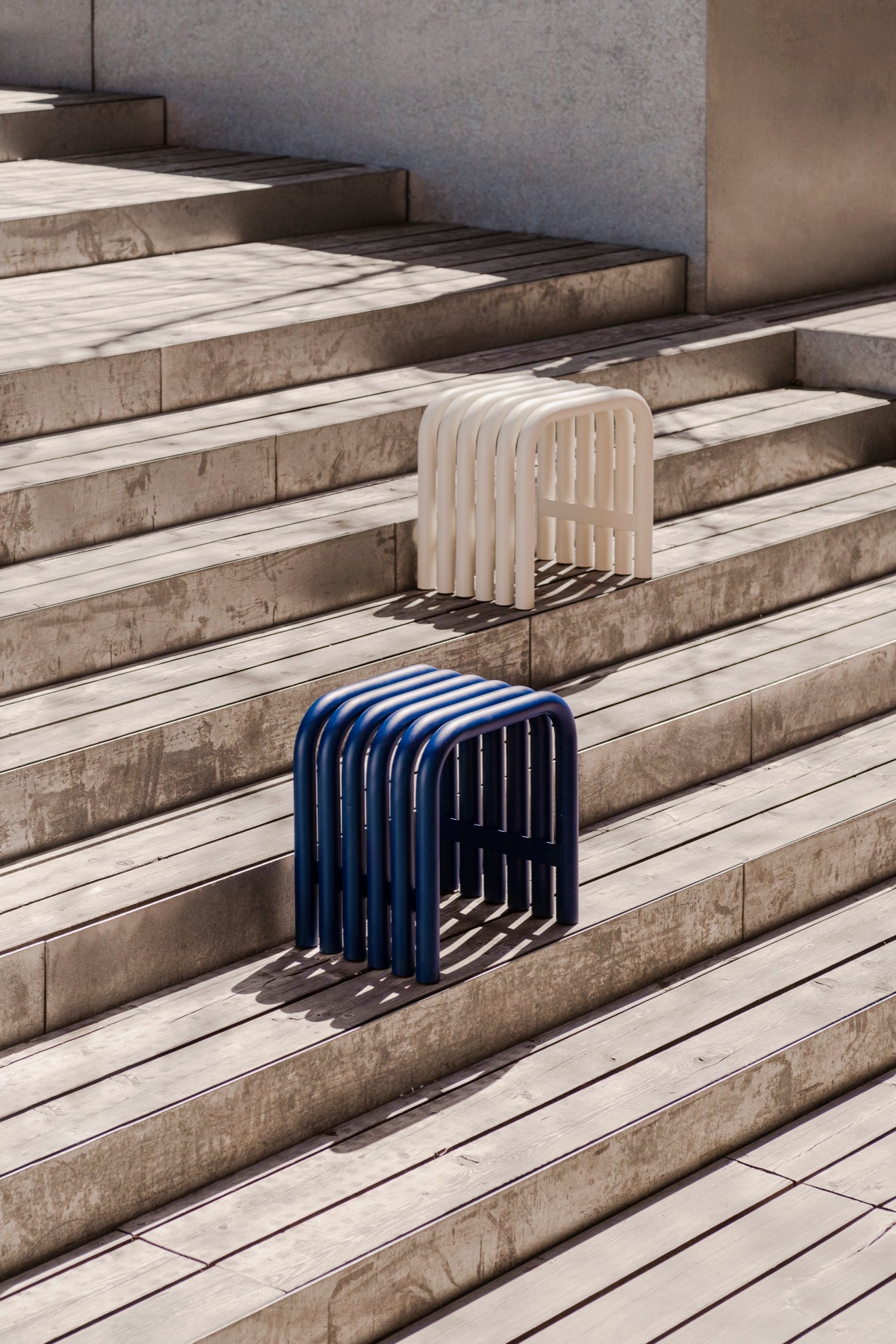 nokk-stool-blue-white