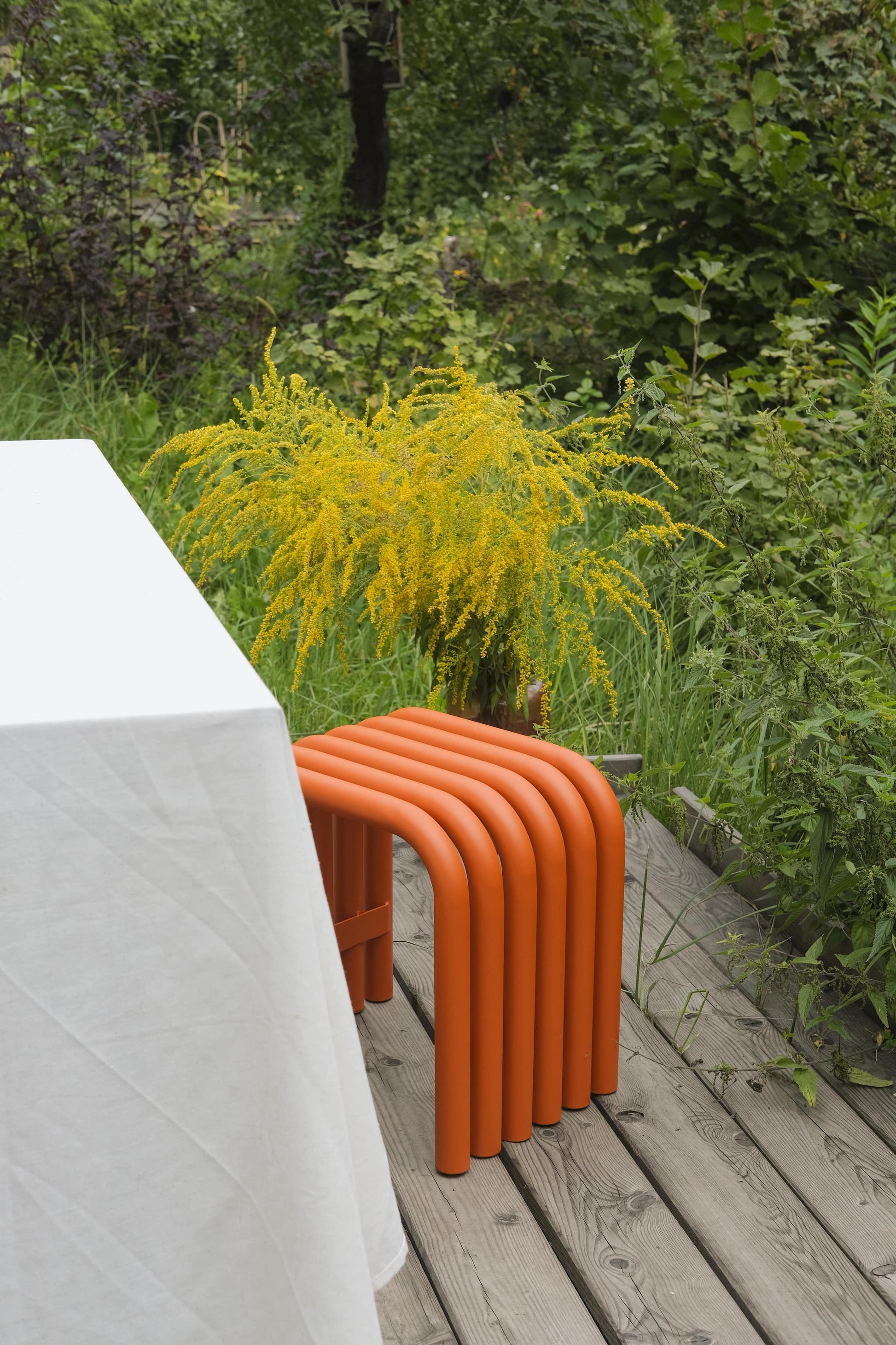 nokk-stool-orange-peel