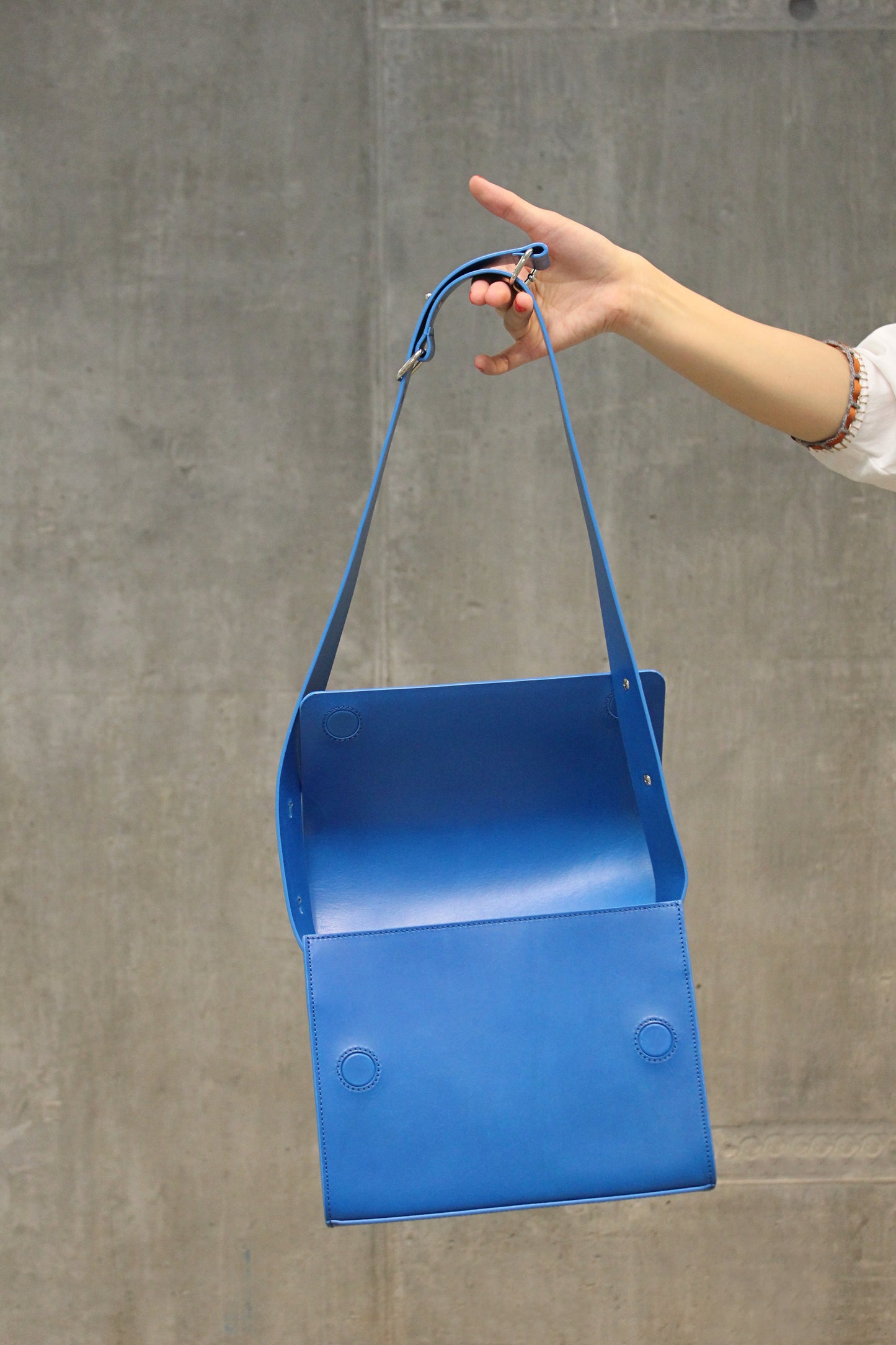 Stout Crossbody Electric Blue