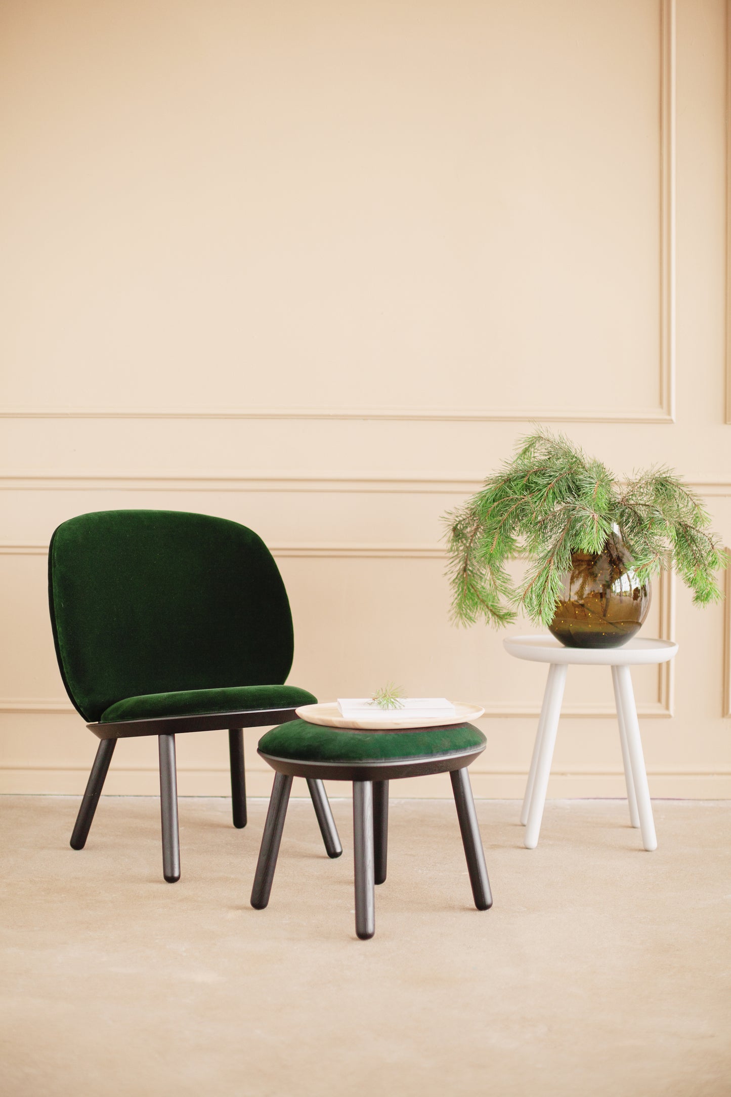 Green Naïve Low Velour Accent Chair & green ottoman