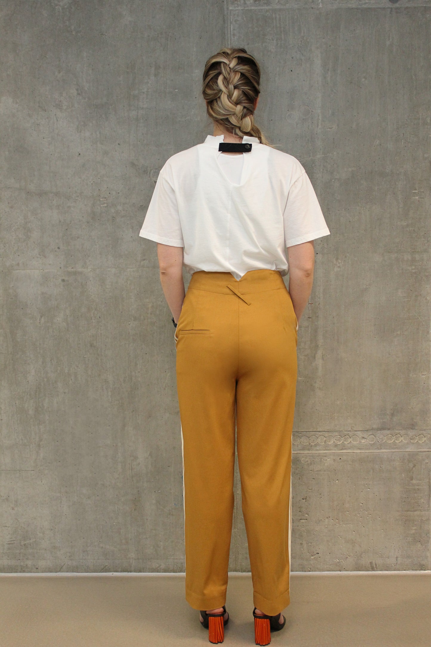 Positione Trousers With Lateral Band